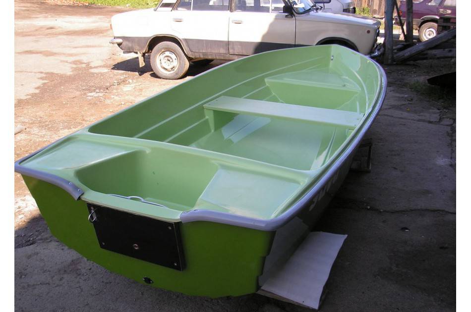 Лодка из стеклопластика САВА-390